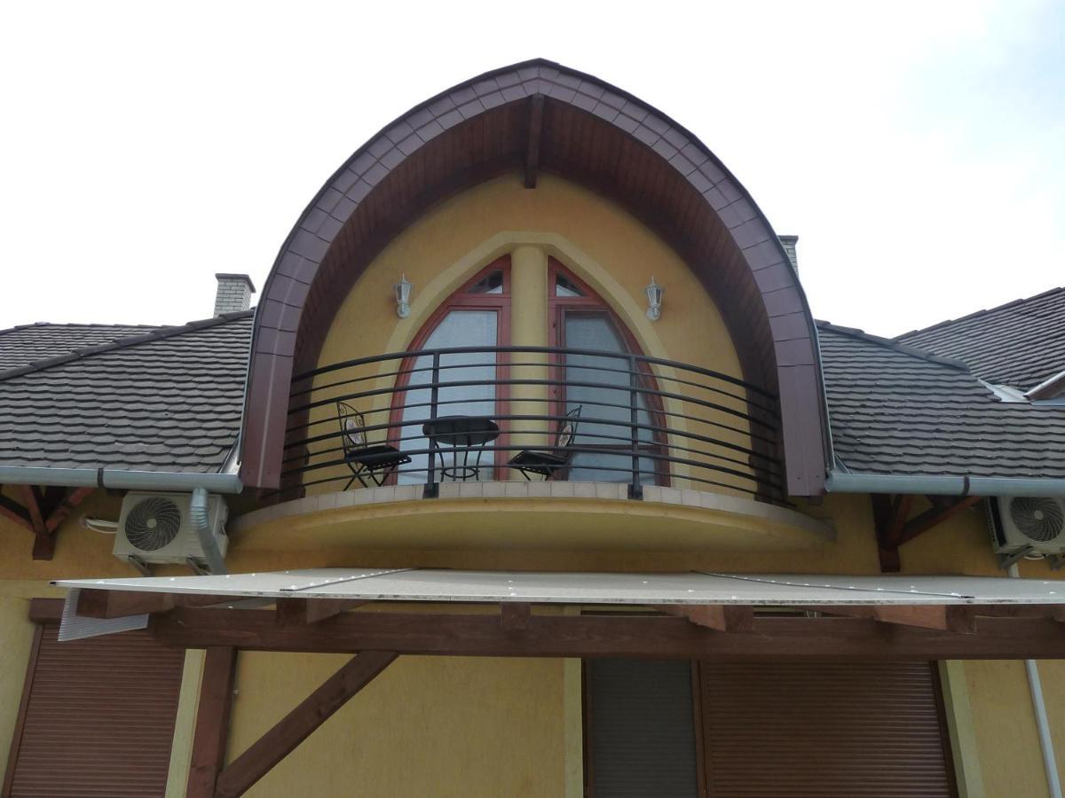 Nadas Tarsashaz Balatonlelle Ngoại thất bức ảnh