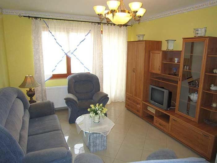 Nadas Tarsashaz Balatonlelle Ngoại thất bức ảnh