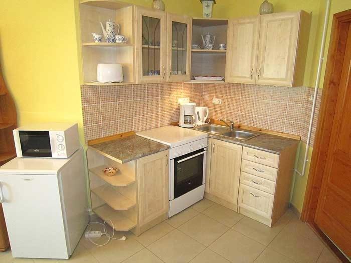 Nadas Tarsashaz Balatonlelle Ngoại thất bức ảnh